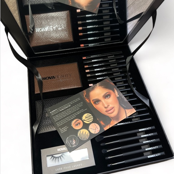 FASHIONNOVA Nova Beauty New Eye Collection Box w/ Mirror - 23 Piece Set - Picture 7 of 16